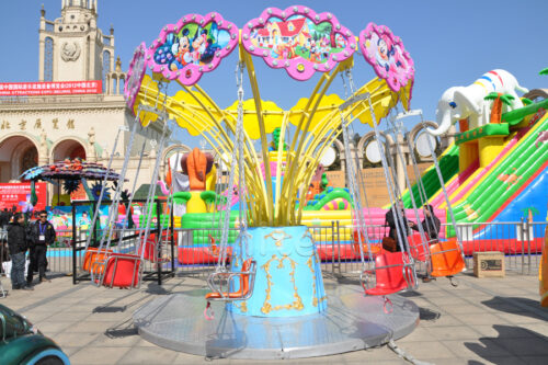 Lotus Themed Flying Chair Carnival Rides for Sale