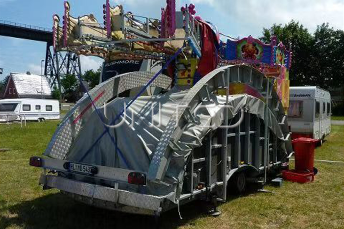 Trailer Carousel for Your Amusement Parks